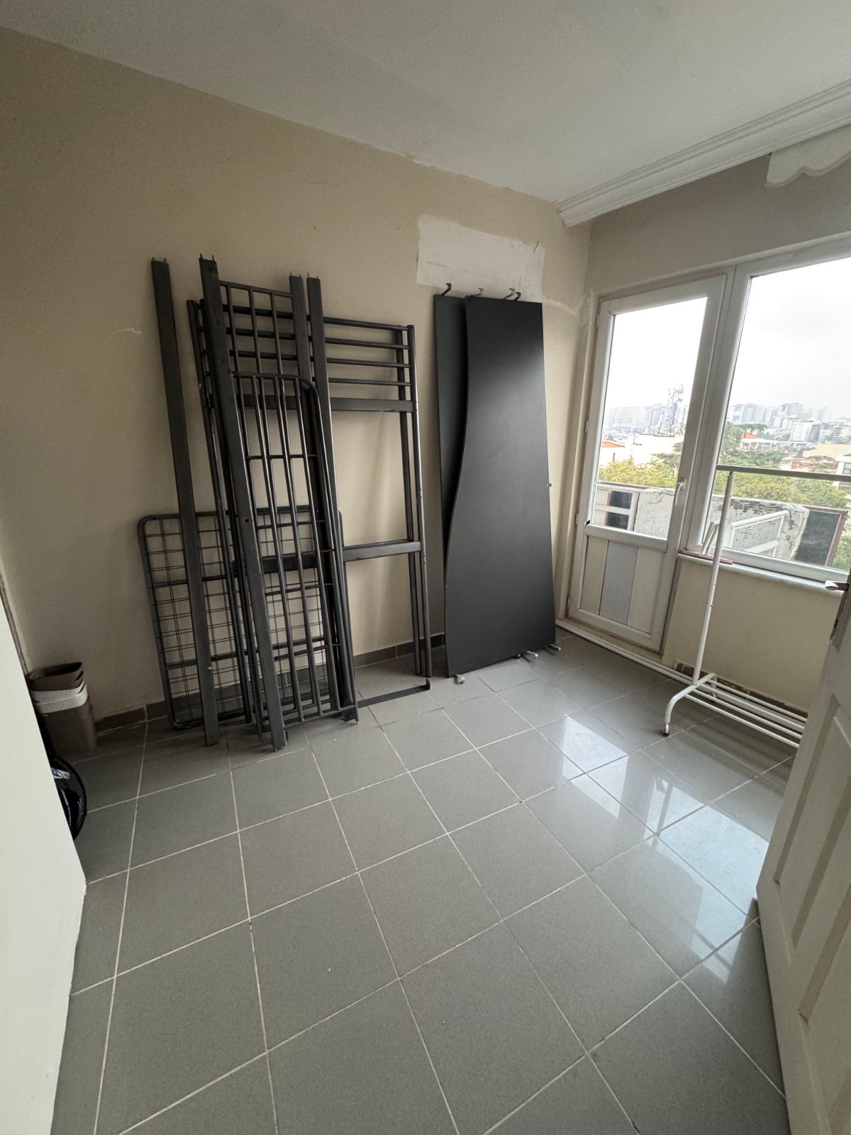 Kadıköy'ün Tam Merkezindeki Homeofise — fotoğraf 2/8