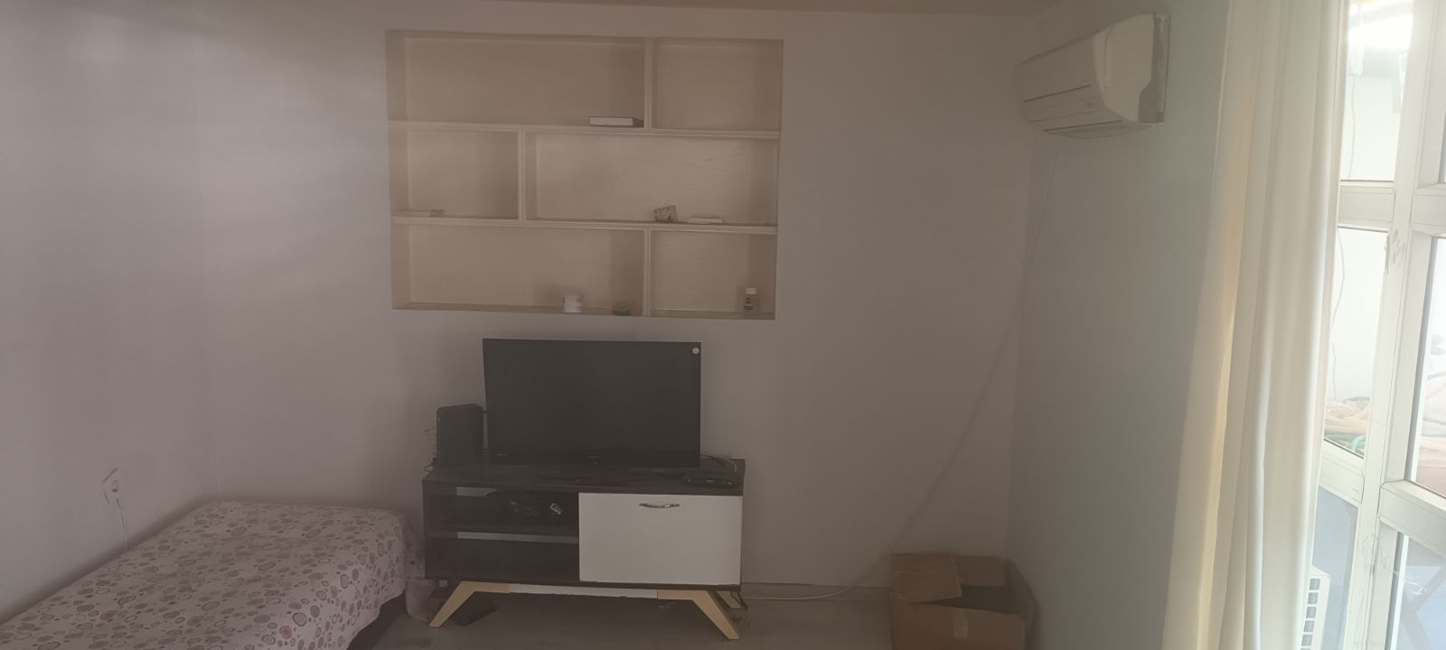 Göztepe sahile yakın mühendisten eşyalı oda, Konak — fotoğraf 1/12
