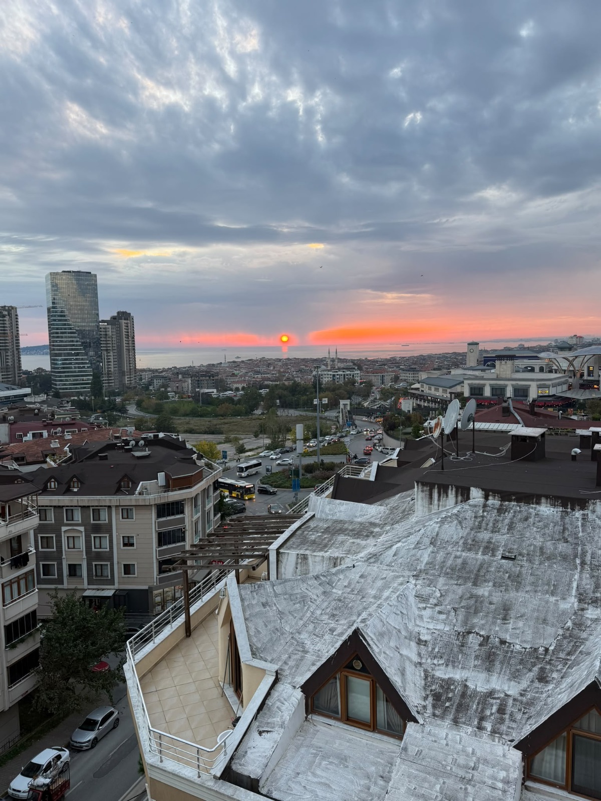 ulaşıma kolay 7.kat manzaralı ev, Maltepe — fotoğraf 3/4