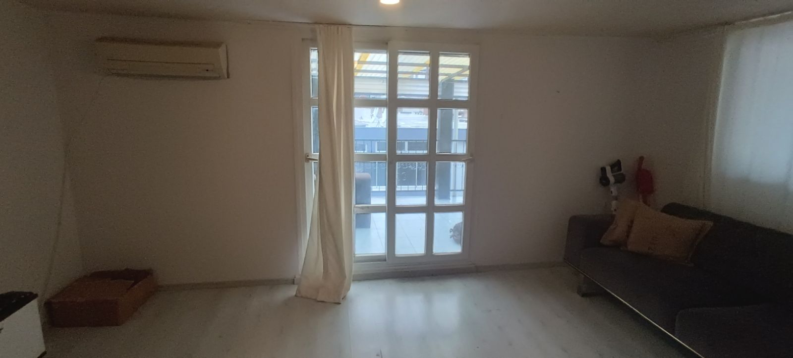 Göztepe sahile yakın mühendisten eşyalı oda, Konak — fotoğraf 6/12