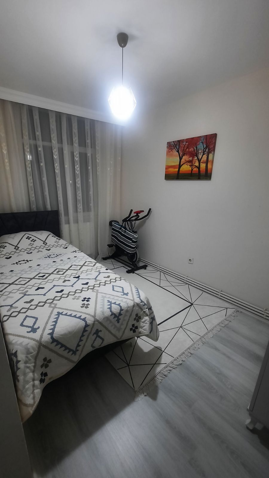 EV ARKADAŞI ARANIYOR, Karabağlar — fotoğraf 1/12
