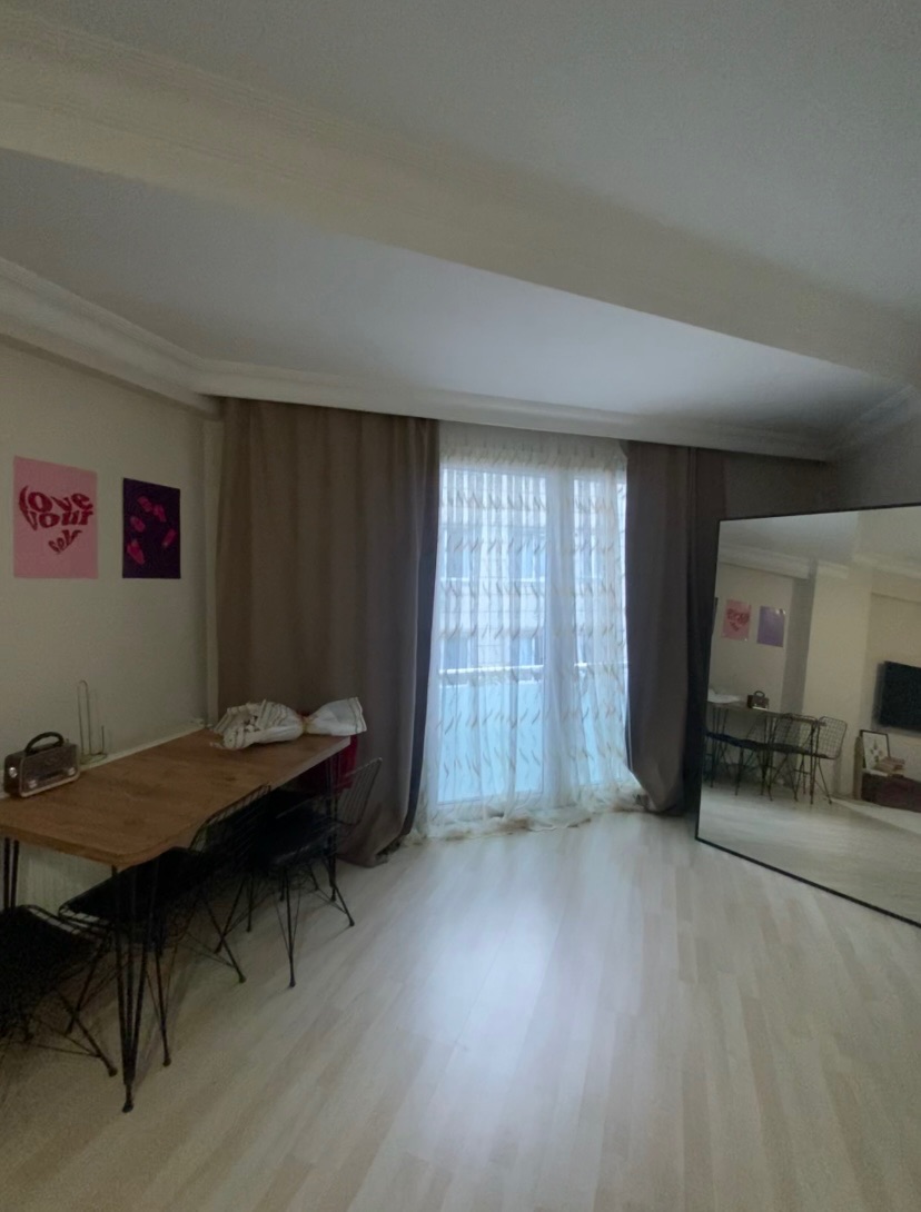 Kadın ev arkadaşı, Kağıthane — fotoğraf 2/4